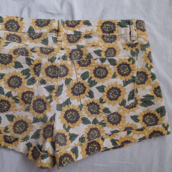 Forever 21 Sunflower Shorts Denim Cuffed Hippie Boho Women's Size 29 - Picture 8 of 8